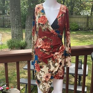 5 for$20🛍️ floral dress size medium by Iris